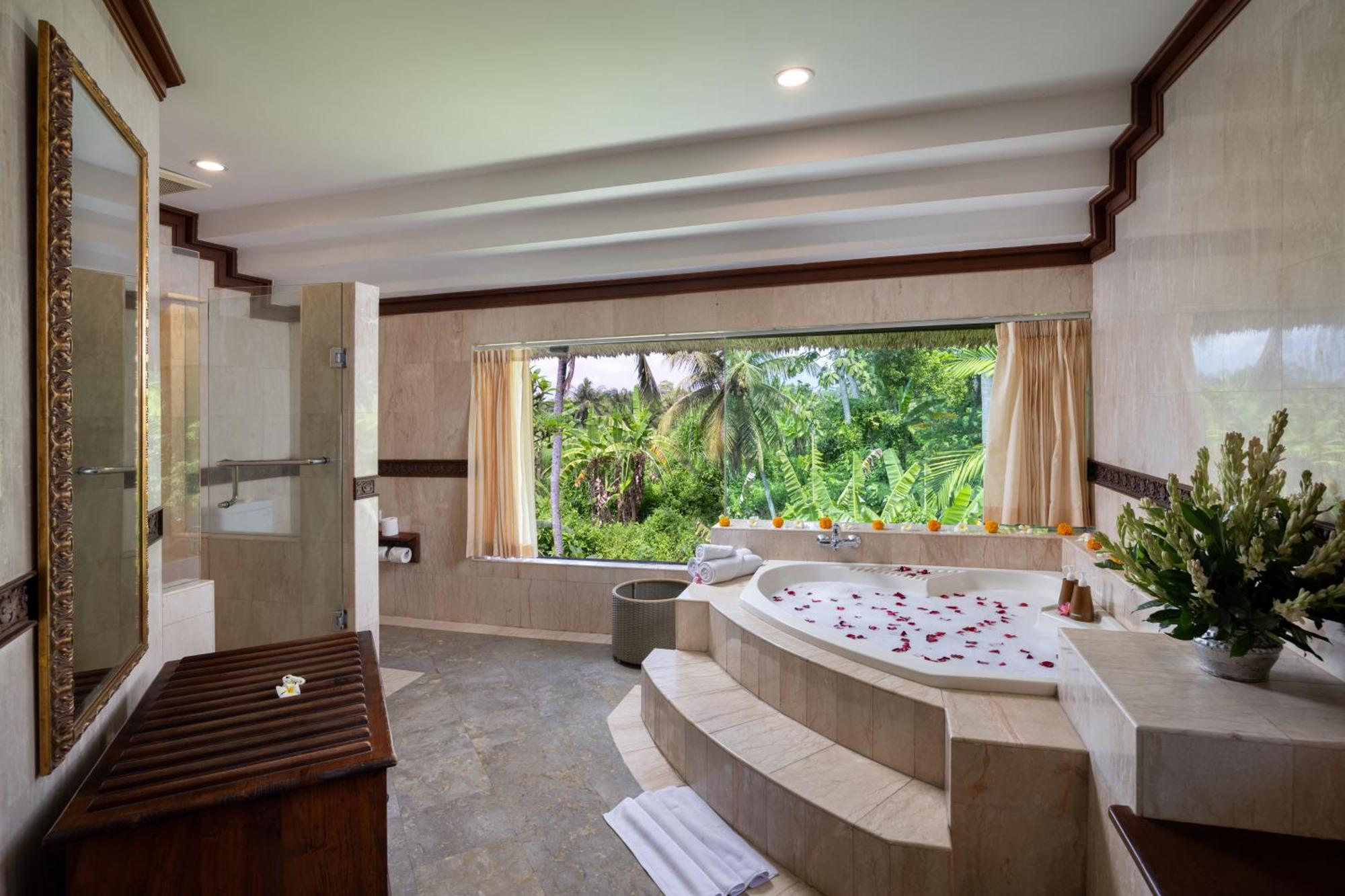 Kori Resort, Restaurant & 4*